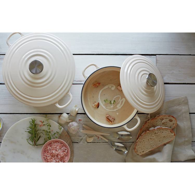 Habitat cast iron casserole dish cream 3.3L, imported from the UK