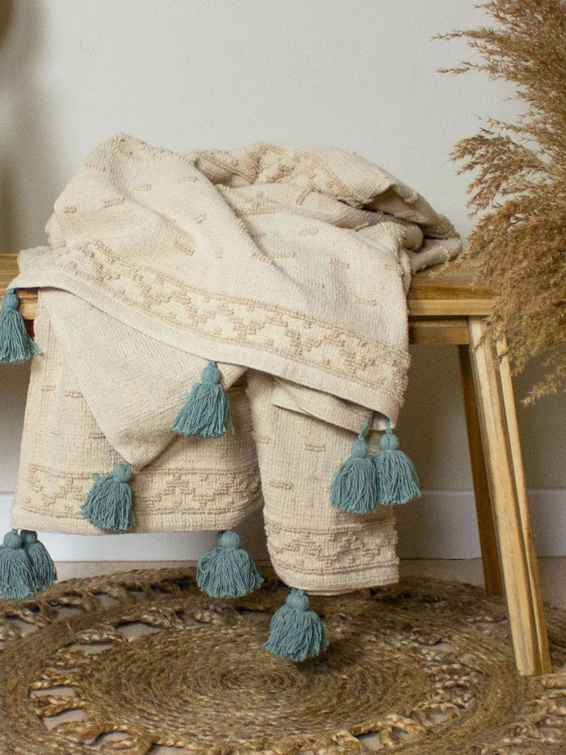 Jeté texturé boho vert eau de mer Furn, version UK