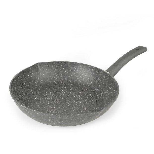 Salter Easypour 28cm frying pan, UK version