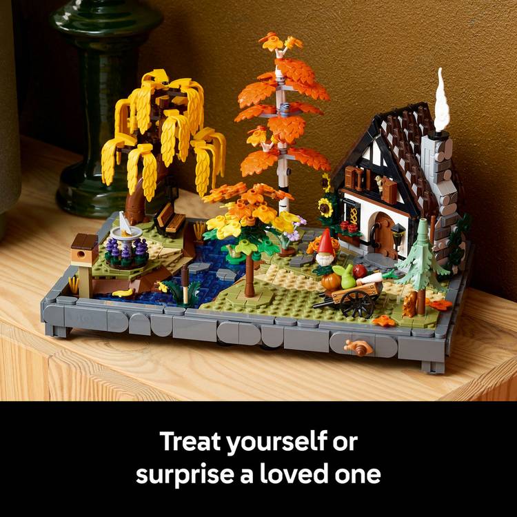 LEGO Icons Autumn Cottage Garden model kit - British product