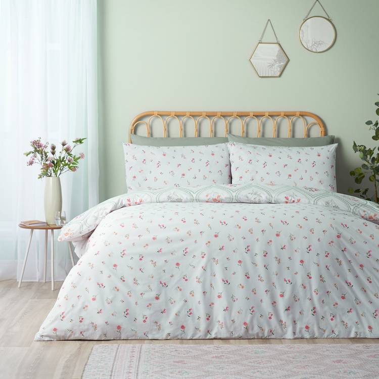 Catherine Lansfield cameo floral green bedding set single, UK version