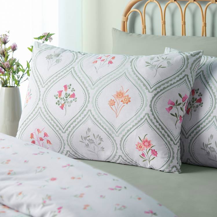 Catherine Lansfield cameo floral green bedding set single, UK version