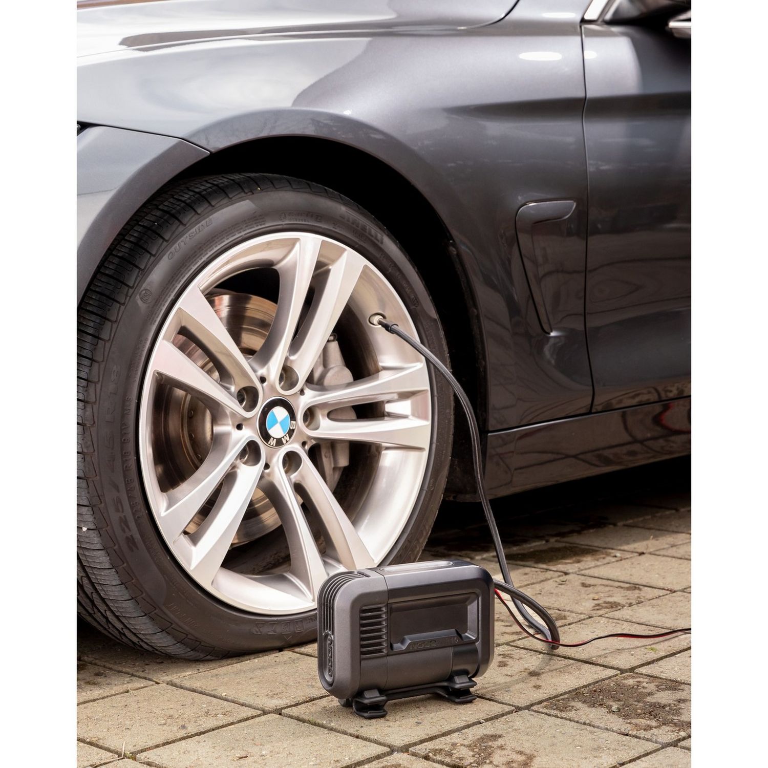 NOCO Air10 portable air compressor 12V 60 PSI - British product