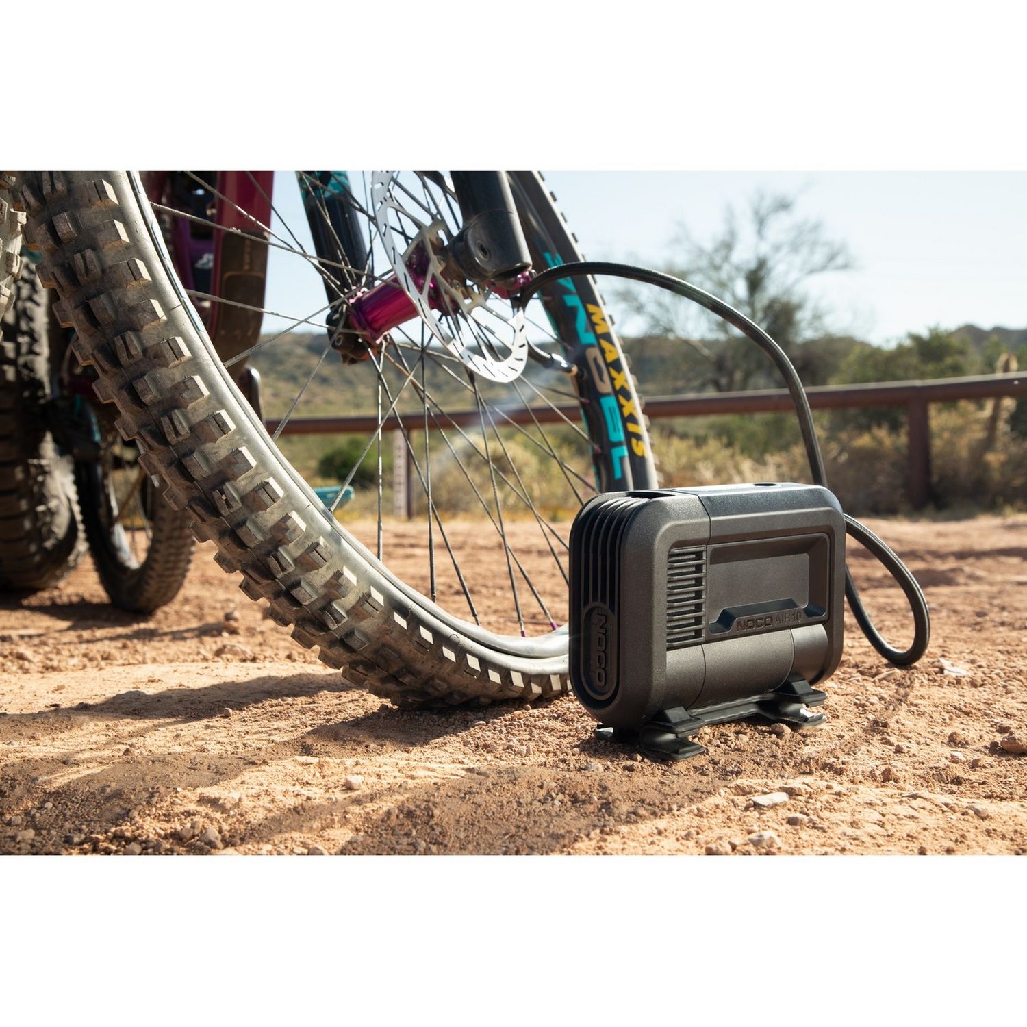 NOCO Air10 portable air compressor 12V 60 PSI - British product