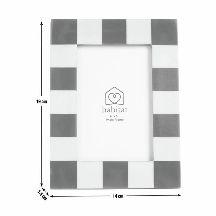 Habitat pink green checkerboard frame 4x6, imported from the UK