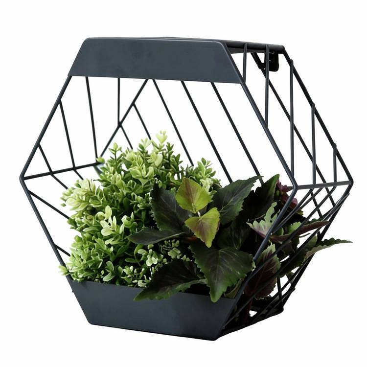 Streetwize hexagonal metal solar wall planter 29cm - British product