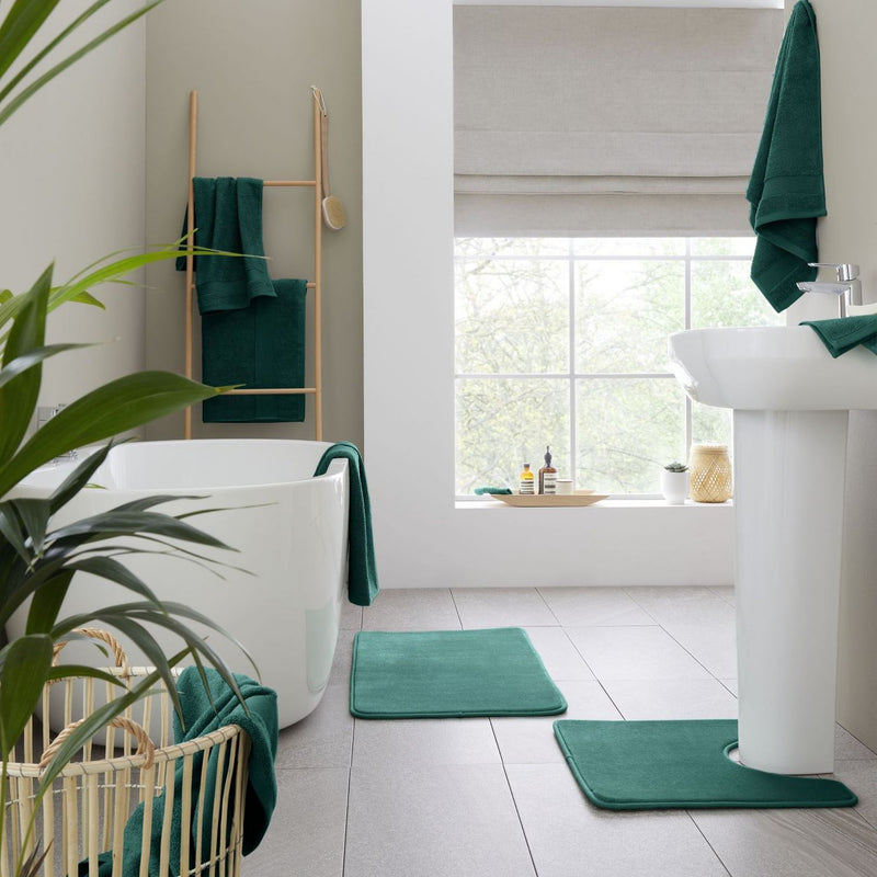 Catherine Lansfield Anti Bacterial Hand Towel - Forest Green