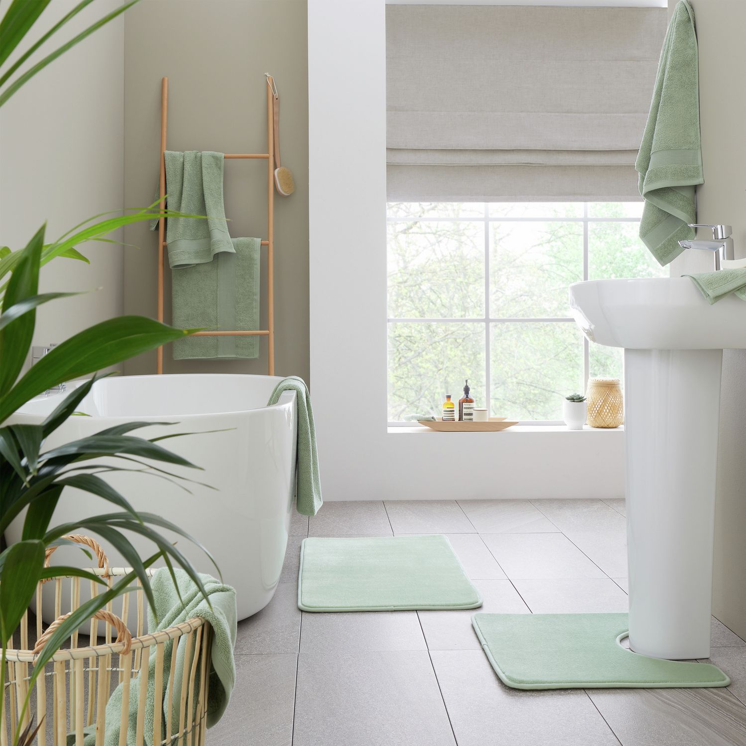 Catherine Lansfield Anti Bacterial Hand Towel - Sage