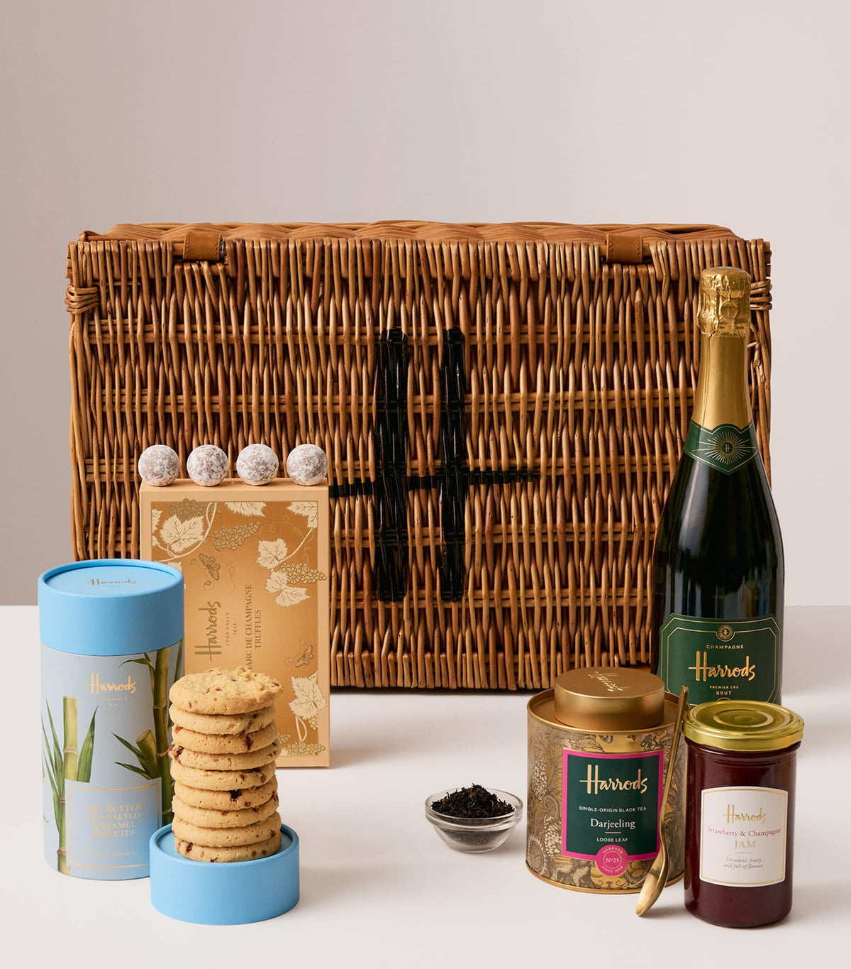Harrods Congratulations Hamper gourmet gift basket, UK version