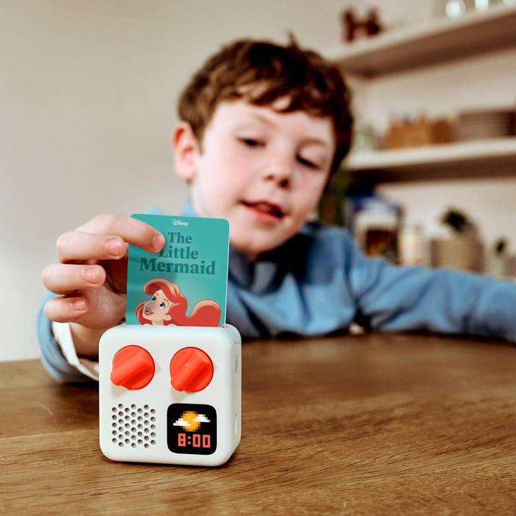 Yoto Paddington audio card screen-free story (British brand)