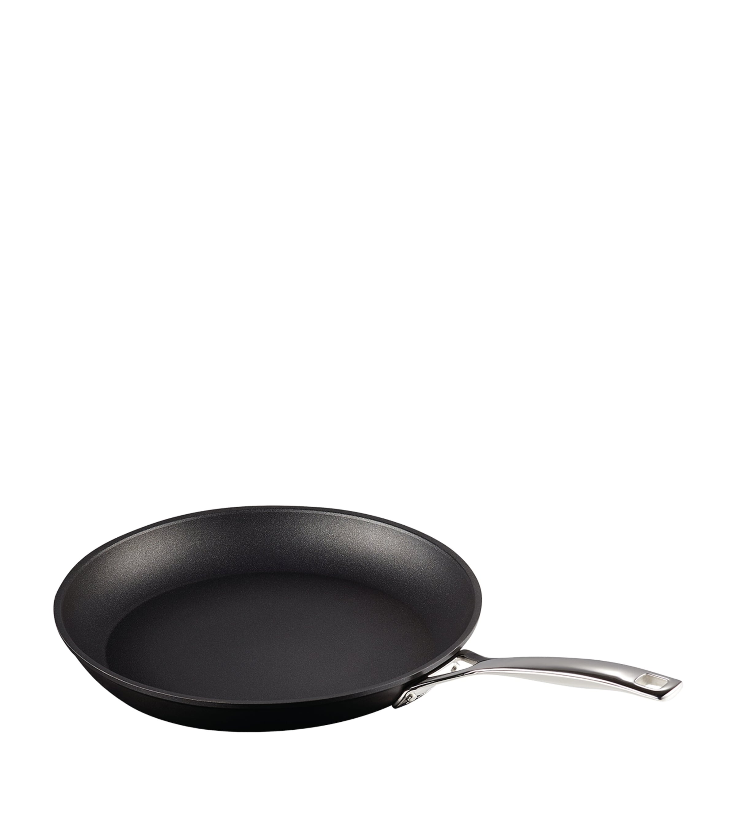 Le Creuset toughened non-stick shallow frying pan 28cm, UK version