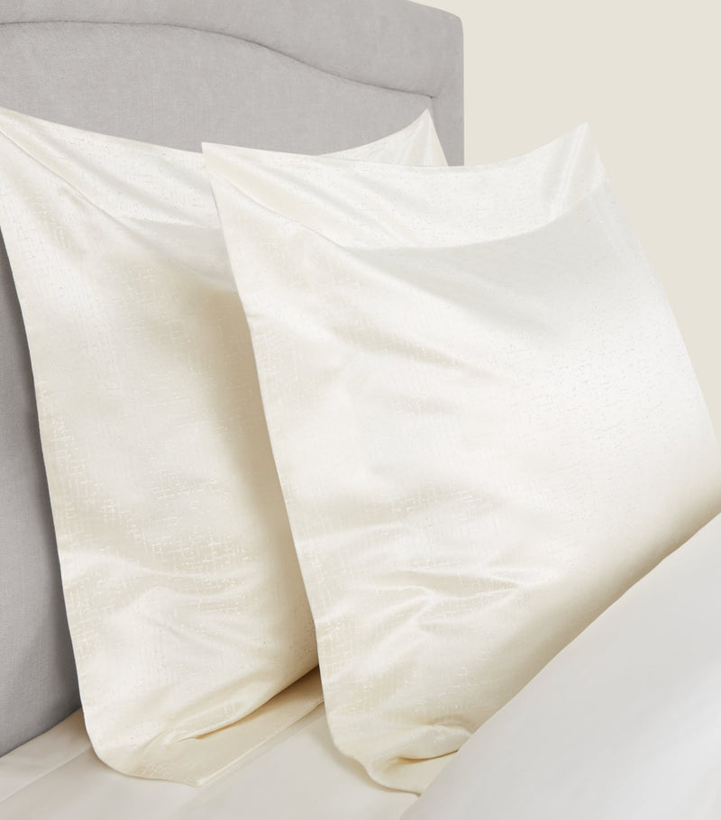 Frette Glowing Weave cushion cover 65cm x 65cm - British product