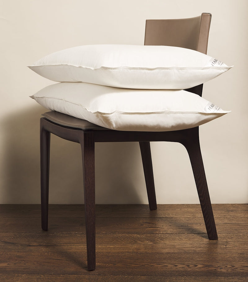 Harrods of London Soft Matterhorn Goose Down Pillow 50cm x 75cm, UK version
