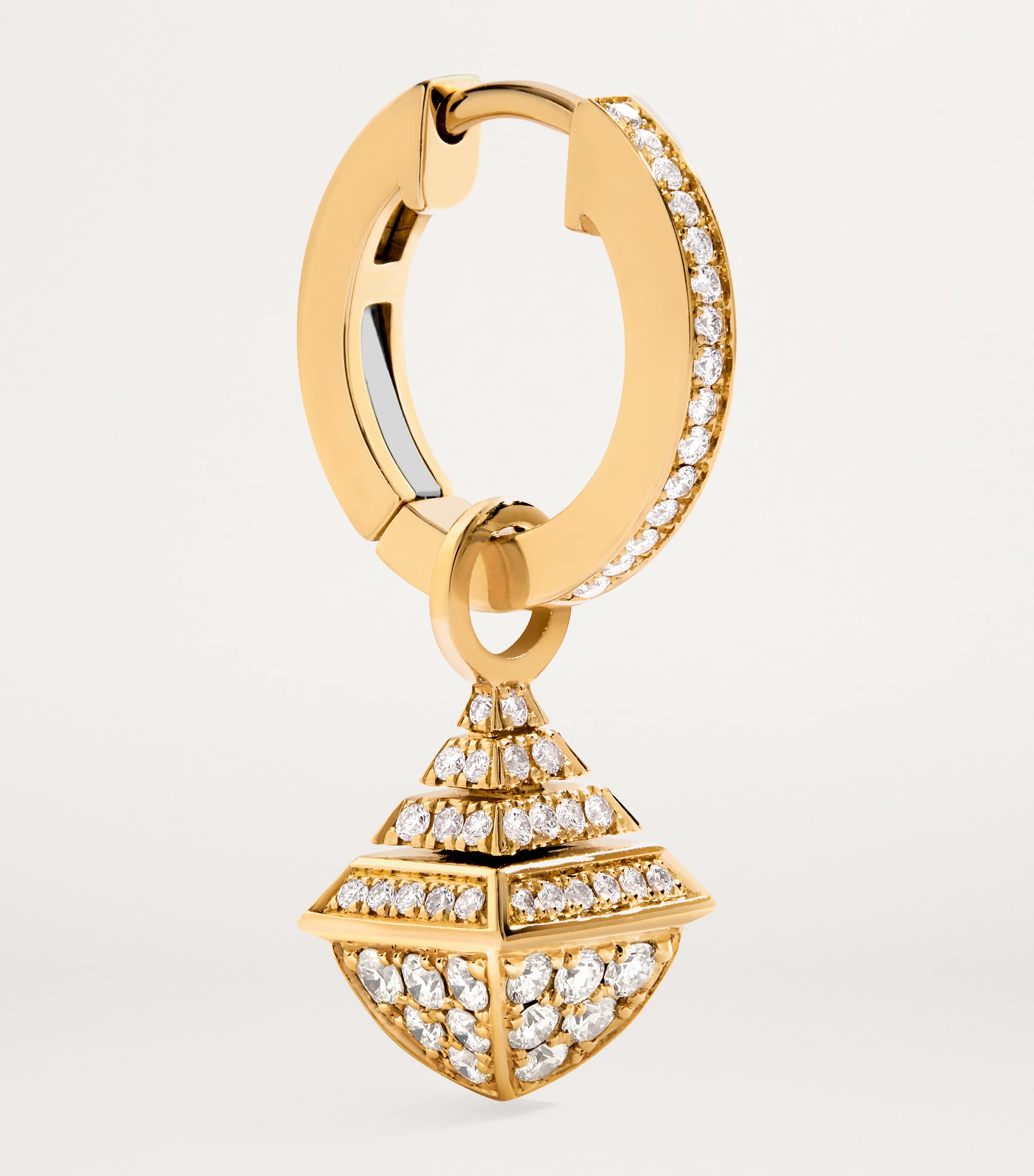 Marli New York drop earrings in yellow gold with diamonds (British brand)