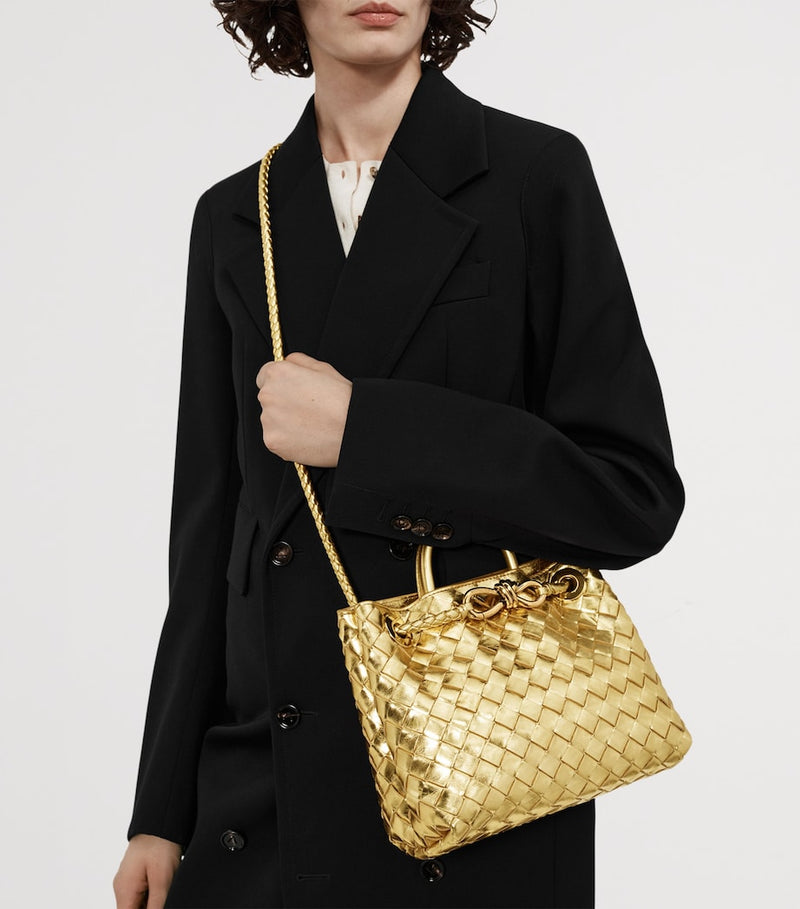 Bottega Veneta Andiamo top-handle bag small leather, UK version