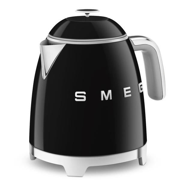 غلاية Smeg KLF05 Mini سوداء 0.8 لتر، مستوردة من المملكة المتحدة