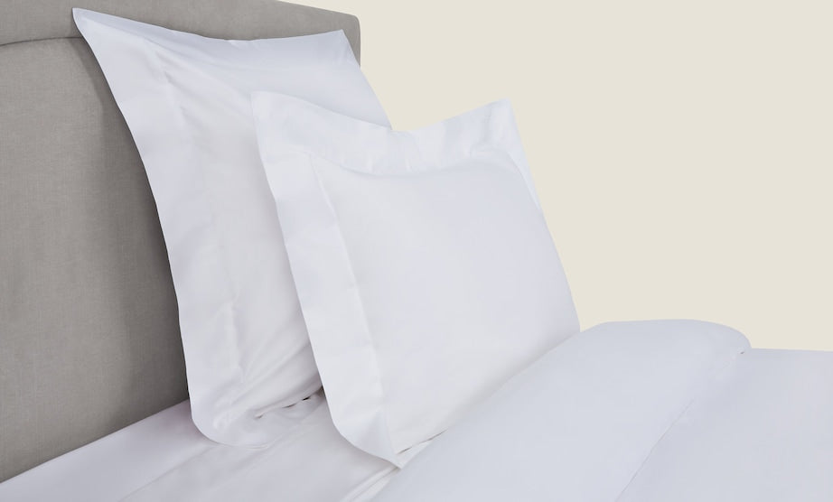 Frette Ultimate Giza Super King flat sheet - British product