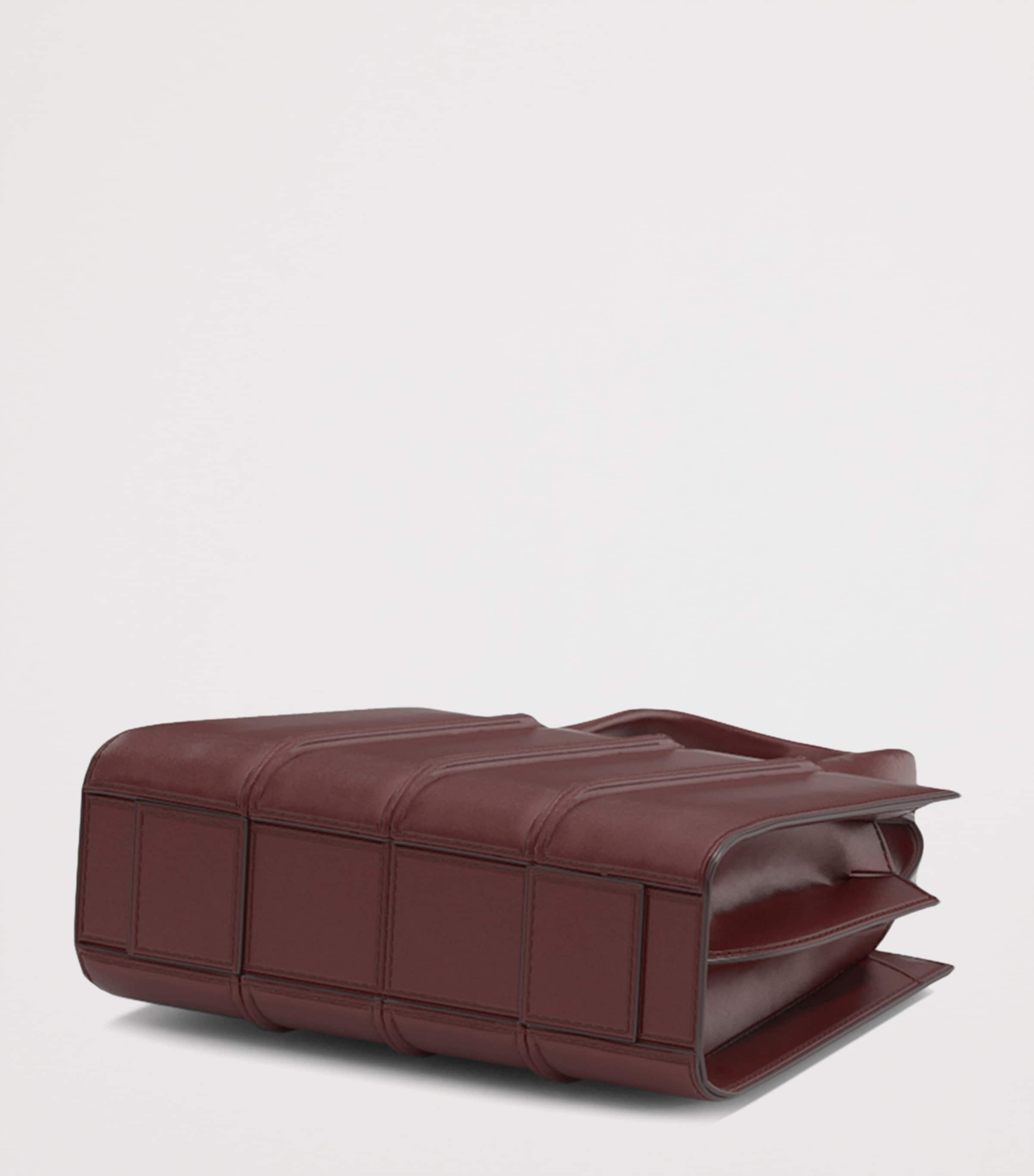 Max Mara Whitney quilted top-handle bag 20x17x9cm - British product