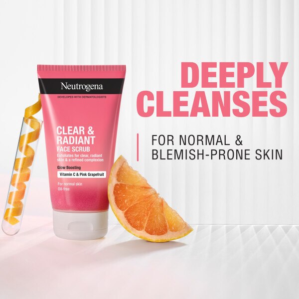 Neutrogena® Refreshingly Clear Daily Exfoliator 150ml GOODS Superdrug   