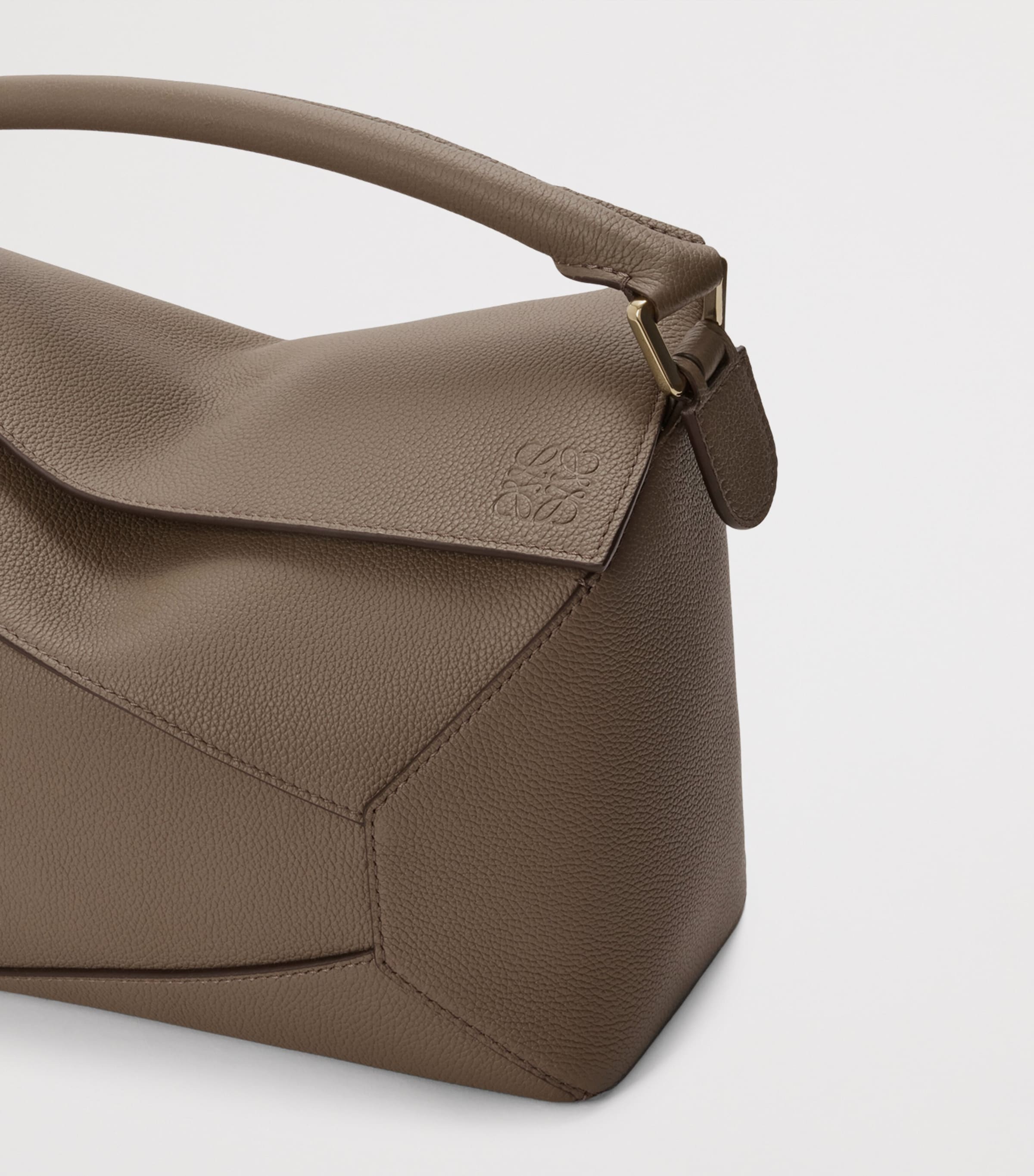 LOEWE Puzzle Edge calfskin bag - British product