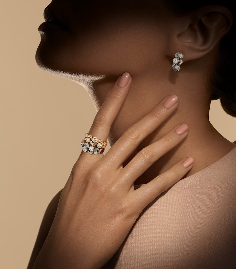 Boodles Over the Moon platinum diamond ring, imported from the UK