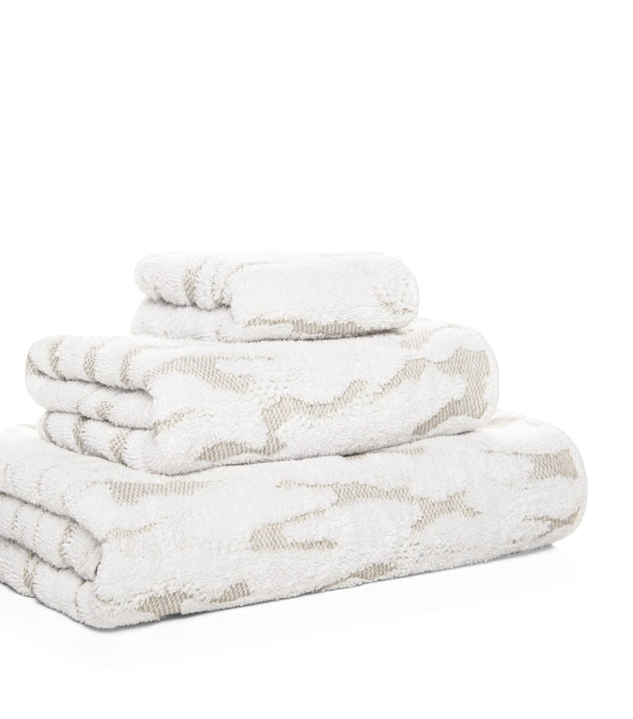 Graccioza Stratus bath sheet 95cm x 150cm, UK version