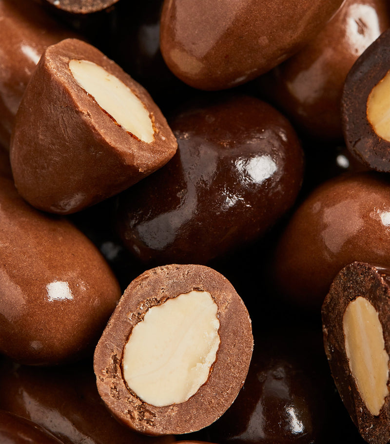 Farhi chocolate-coated almond bonbonnière 130g - British product