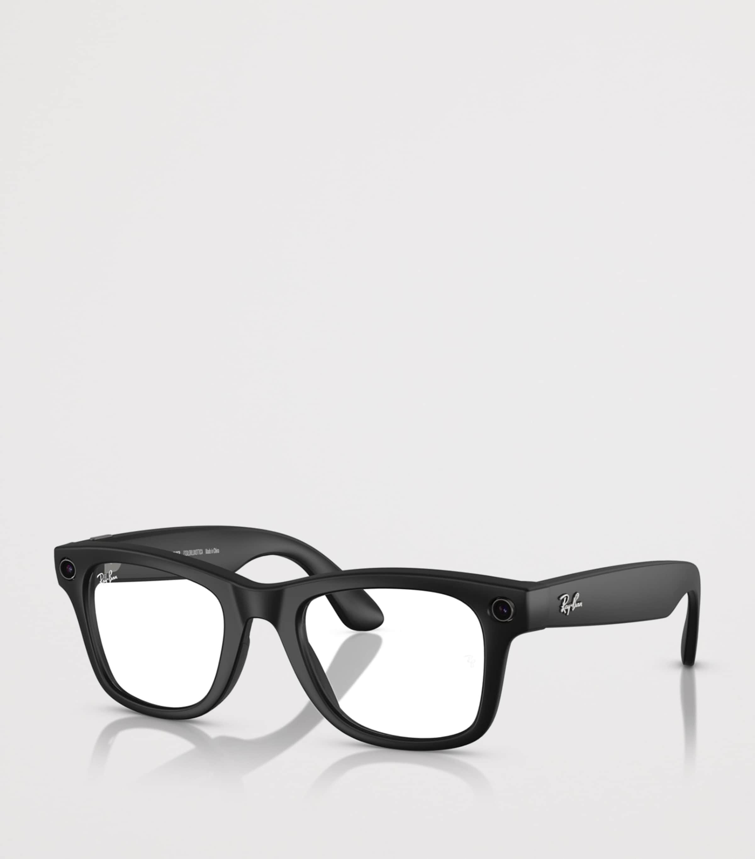 Ray-Ban Meta Headliner smart sunglasses with transition lenses - British product