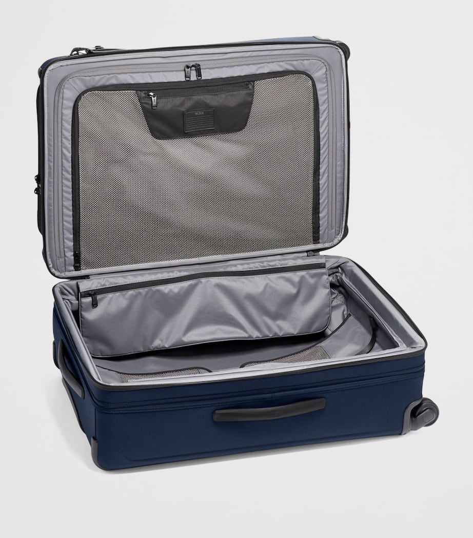Tumi Alpha 3 medium expandable 4 wheel check-in suitcase 73.5cm (British brand)