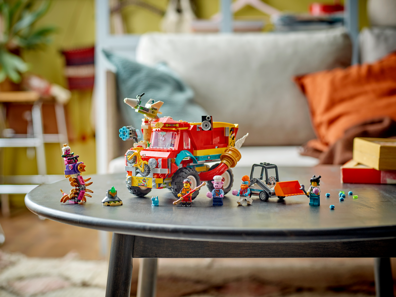 LEGO Monkie Kid truck building set 712 pieces, imported from the UK
