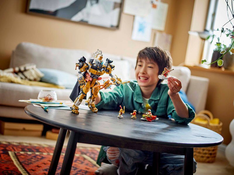LEGO Monkie Kid Erlang's Celestial Mech Building Kit 806 pieces - British product