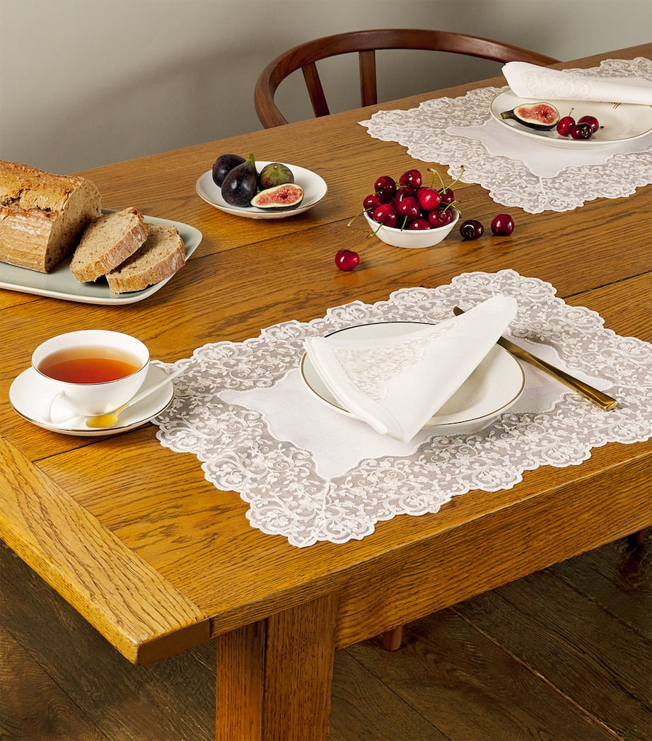 Dea Linen Lace-Trim Elite Placemat 35cm x 50cm - British product