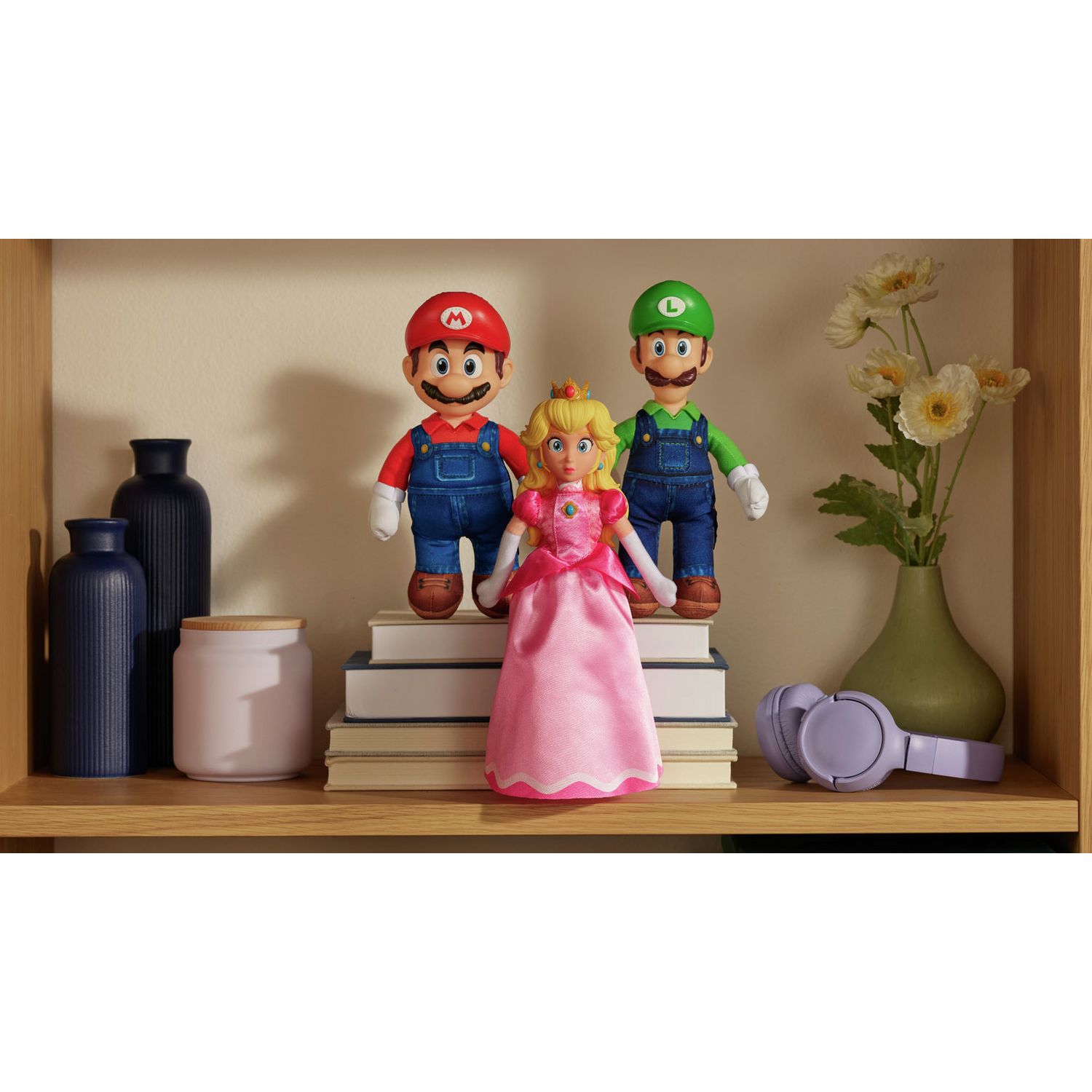 Super Mario Luigi soft toy 9 inches, UK version