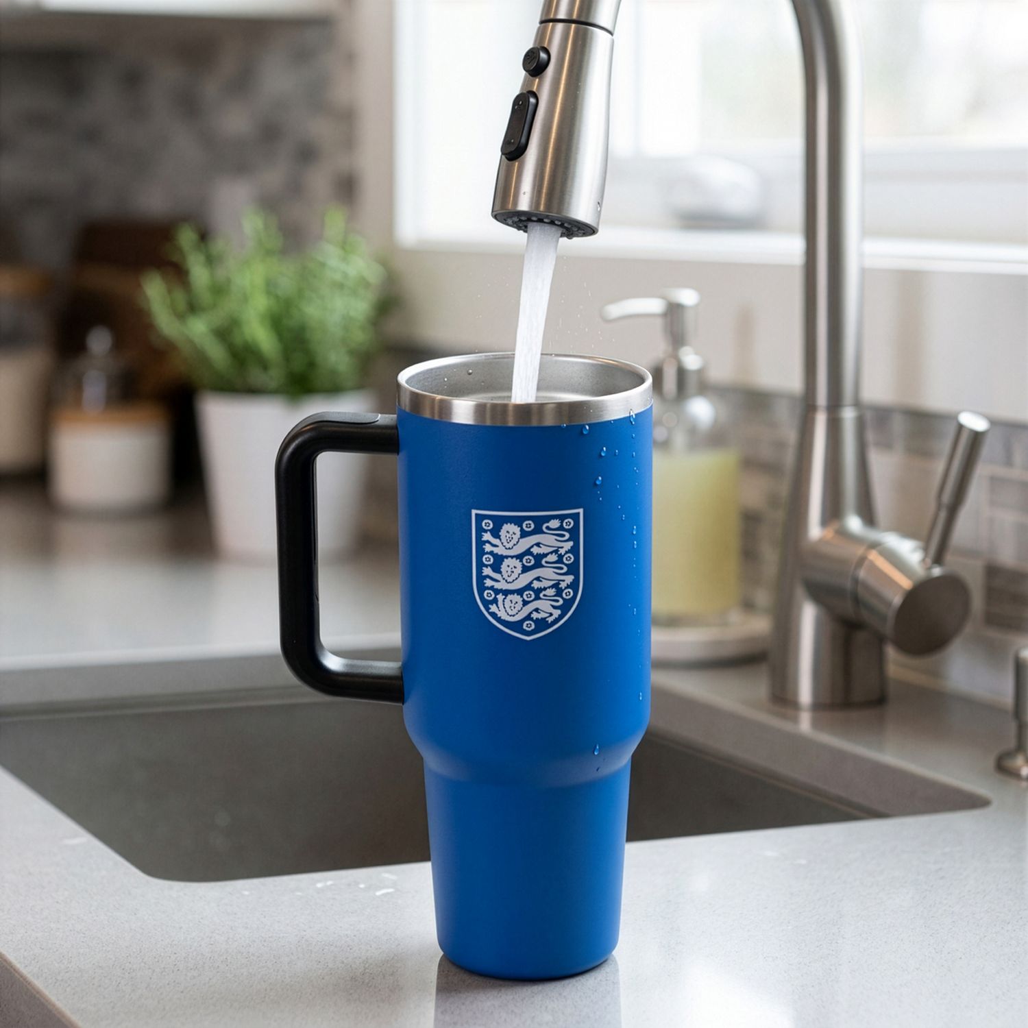 England FA Three Lions thermal flask 1.18L, UK version