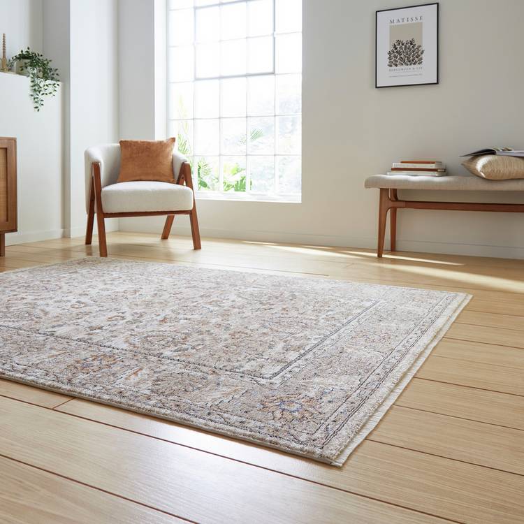 Think Rugs vintage beige short pile rug 120x170cm (British brand)
