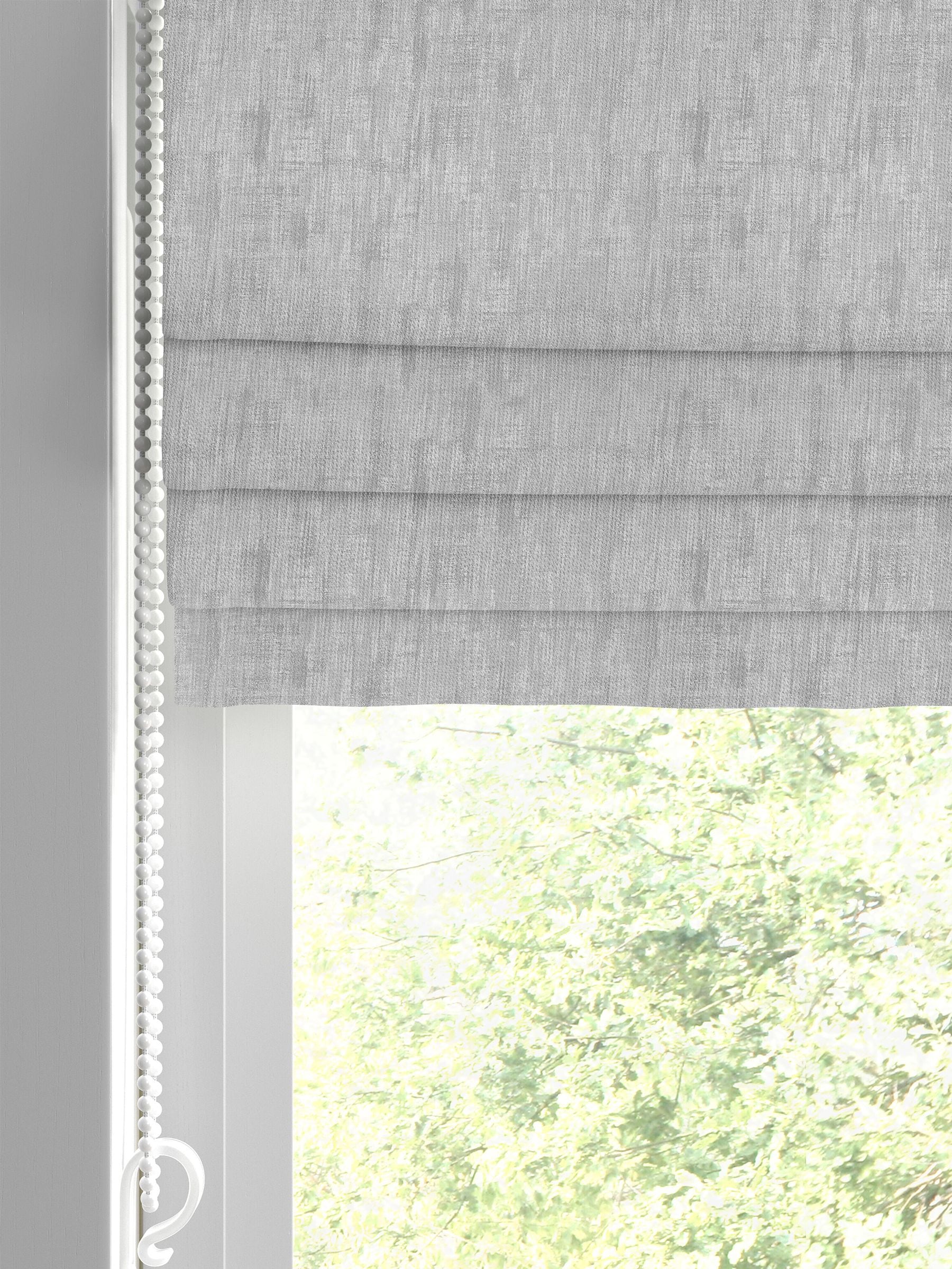 ستارة رومانية من Laura Ashley Grey Whinfell Silver - منتج بريطاني