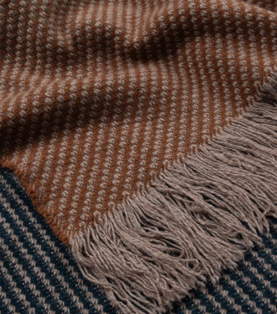 Begg x Co kasjmirpledd Mossband Harmony 125cm x 195cm - Britisk produkt
