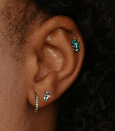 Harrods Single Stud Earring with Lab-Grown Emeralds and Mother-of-Pearl in White Gold- Buy online at McGrocer