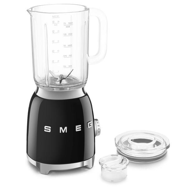 Smeg BLF03 stand mixer in black with Tritan carafe (British brand)