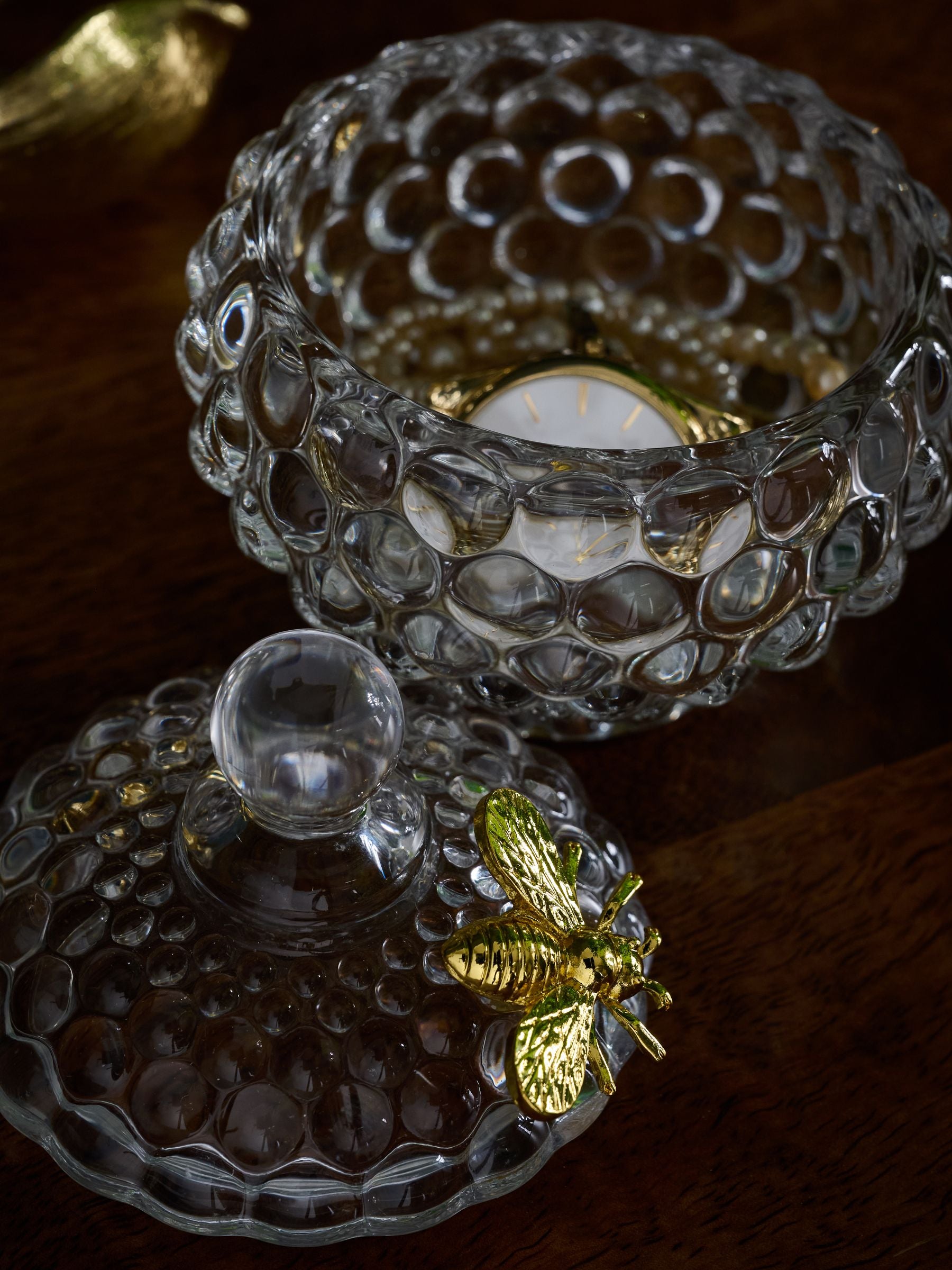 Clear bee glass trinket dish with gold bee lid, 11x10x10cm - British product
