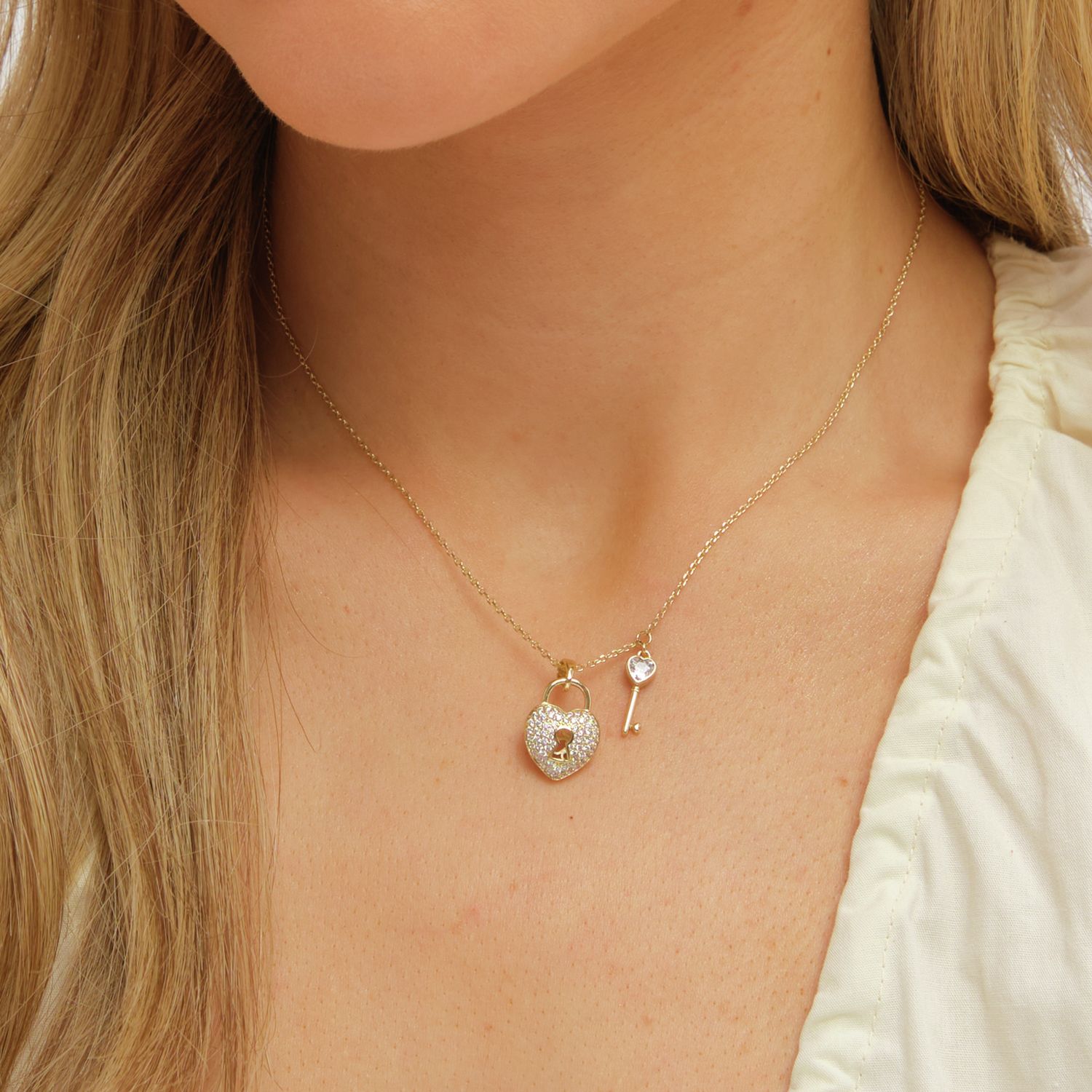 Inicio gold plated padlock heart pendant and earrings set (British brand)
