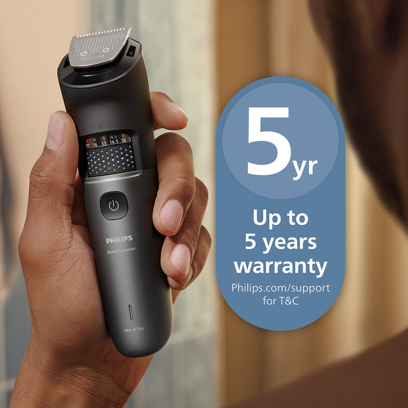 Philips Series 7000 beard trimmer with hair collector (British brand)