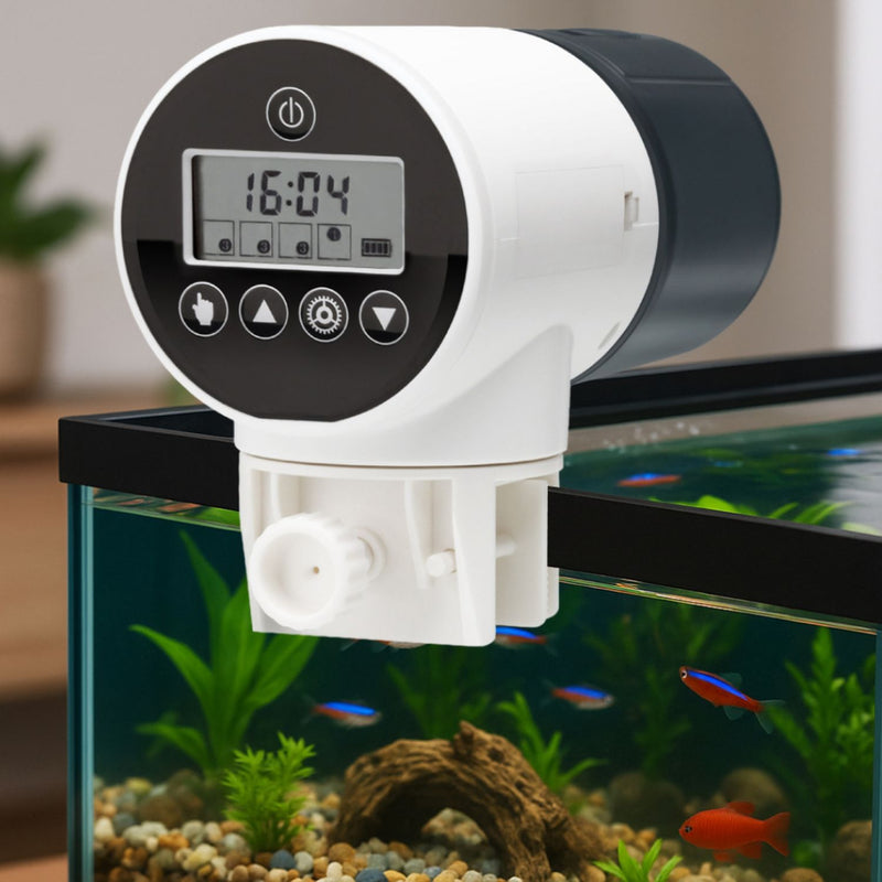 Noerden automatic fish feeder small, UK version