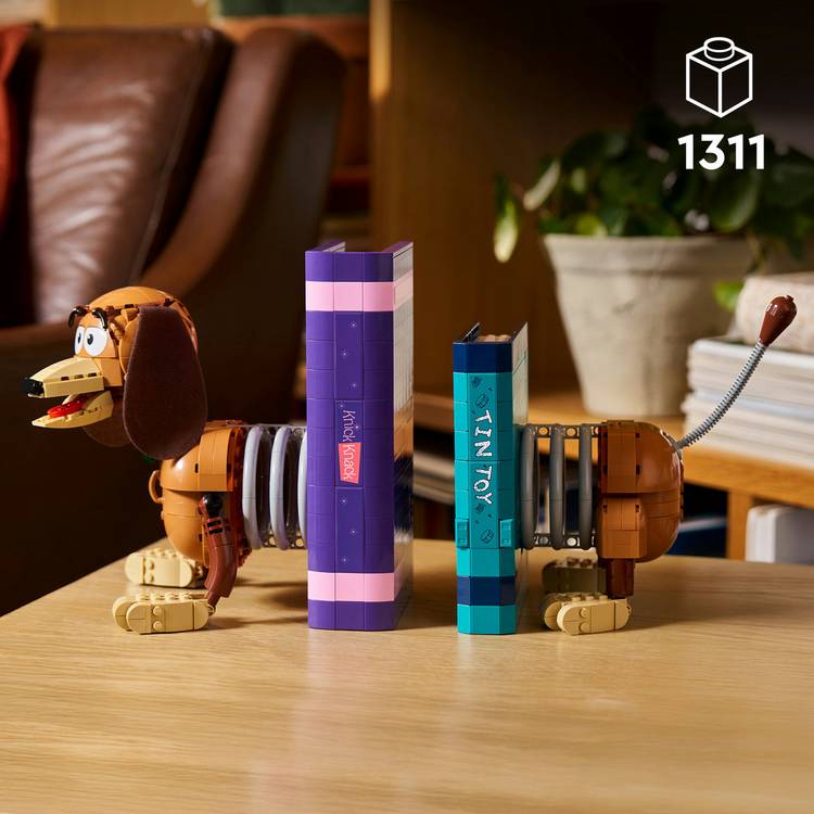 LEGO Toy Story Slinky Dog bookends 1311 pieces, imported from the UK