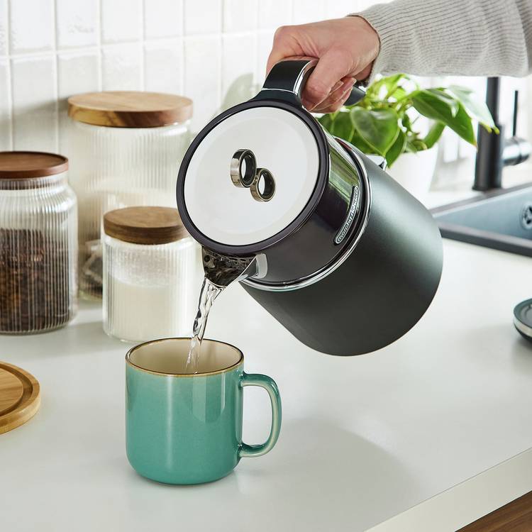 Morphy Richards Signature kettle black 1.5L, UK version