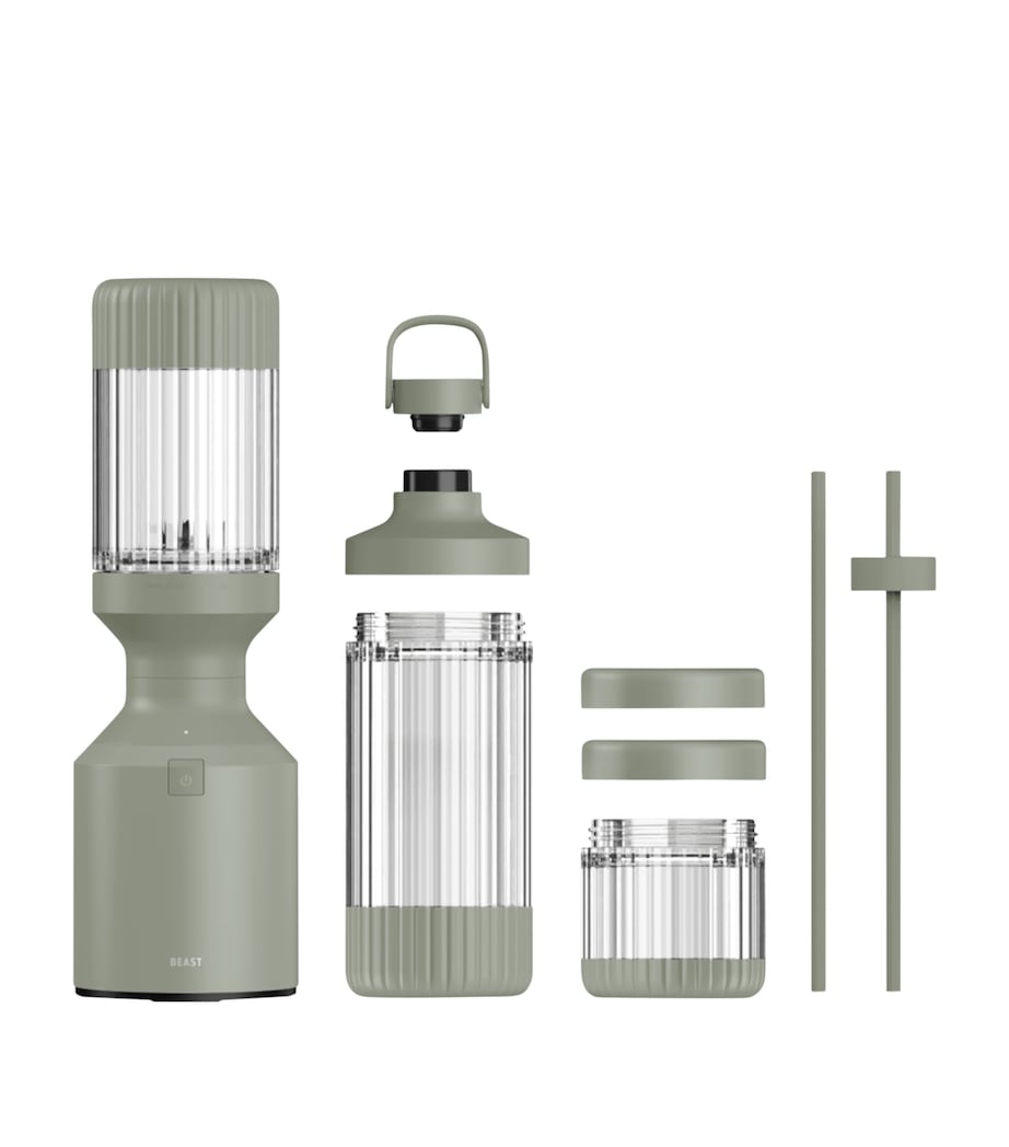 Beast Mega 1200 Plus blender with 850ml capacity - British product