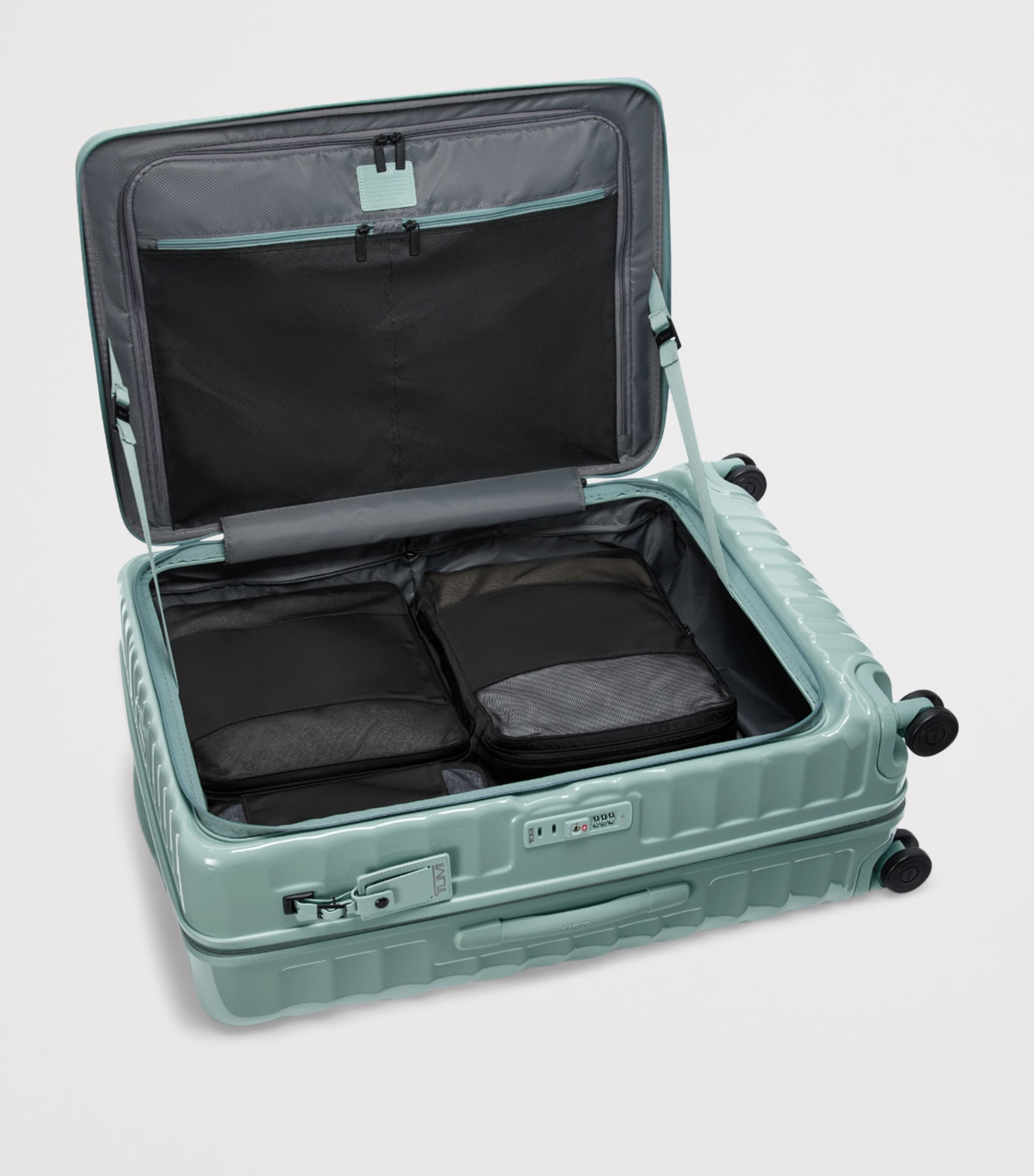 Tumi 19 Degree Front Access Expandable Suitcase 76cm (British brand)