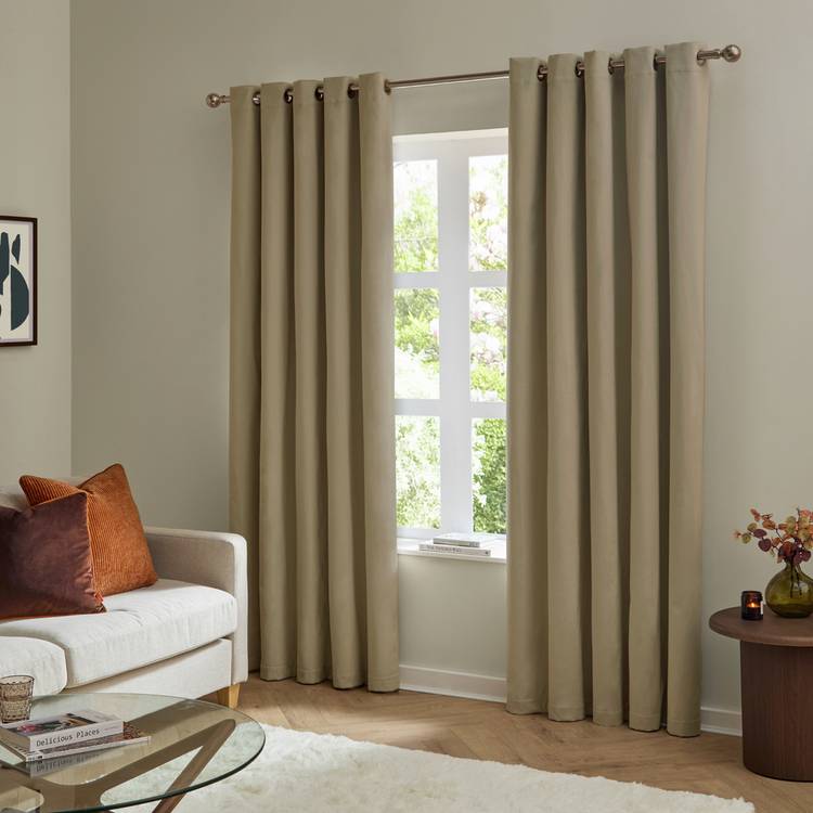 Furn velvet blackout curtains mocha 117x137cm, imported from the UK