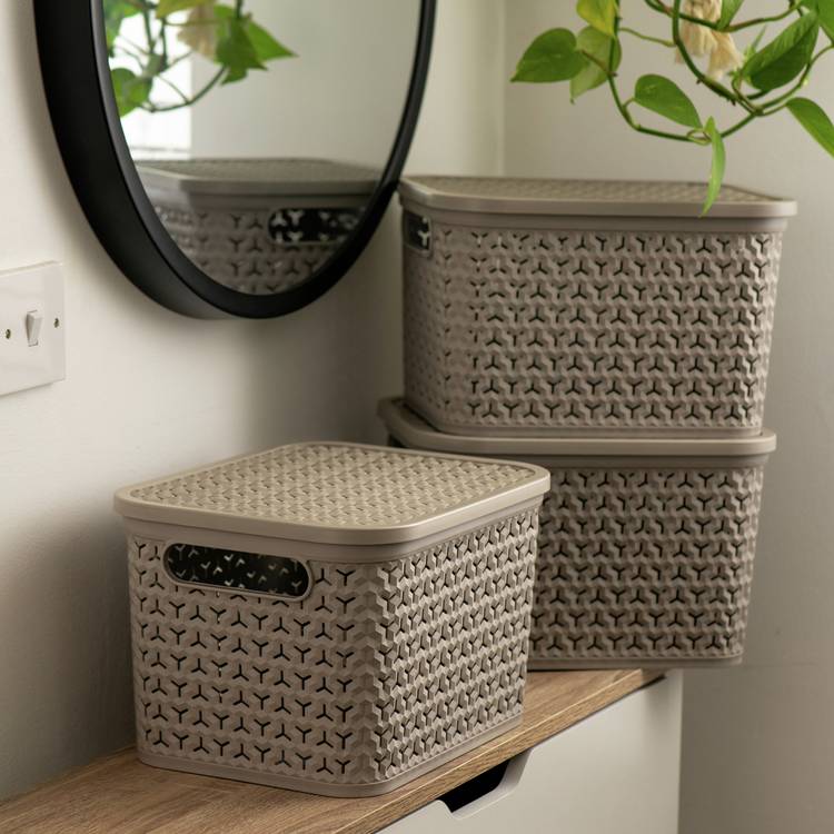 Strata Urban Store set of three storage baskets in mocha, UK version