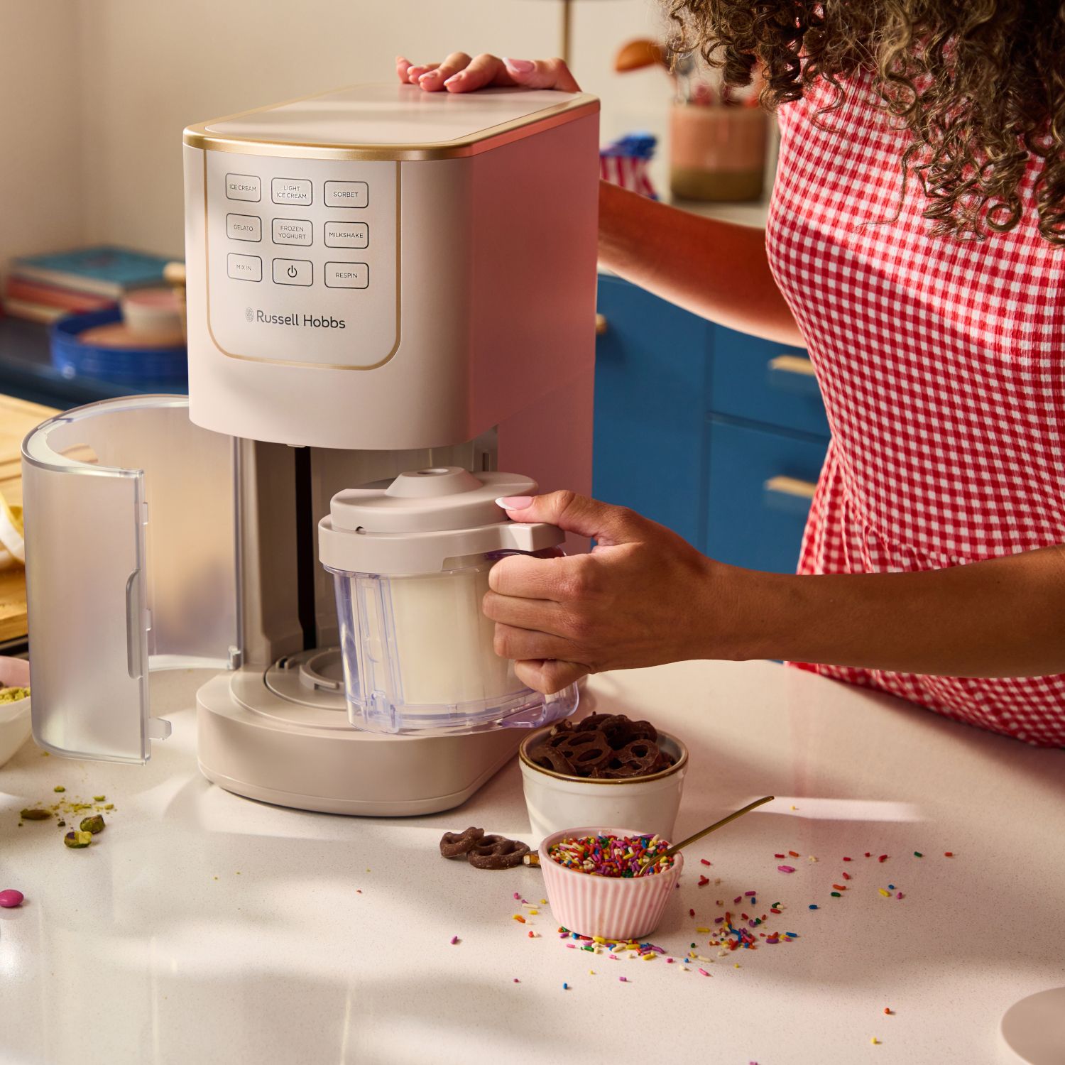 Russell Hobbs Chilluxe ice cream maker - British product